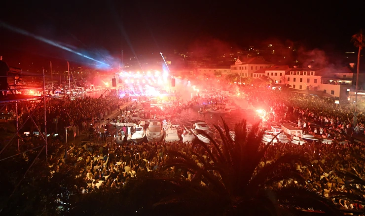 Koncert "Trag u beskraju"