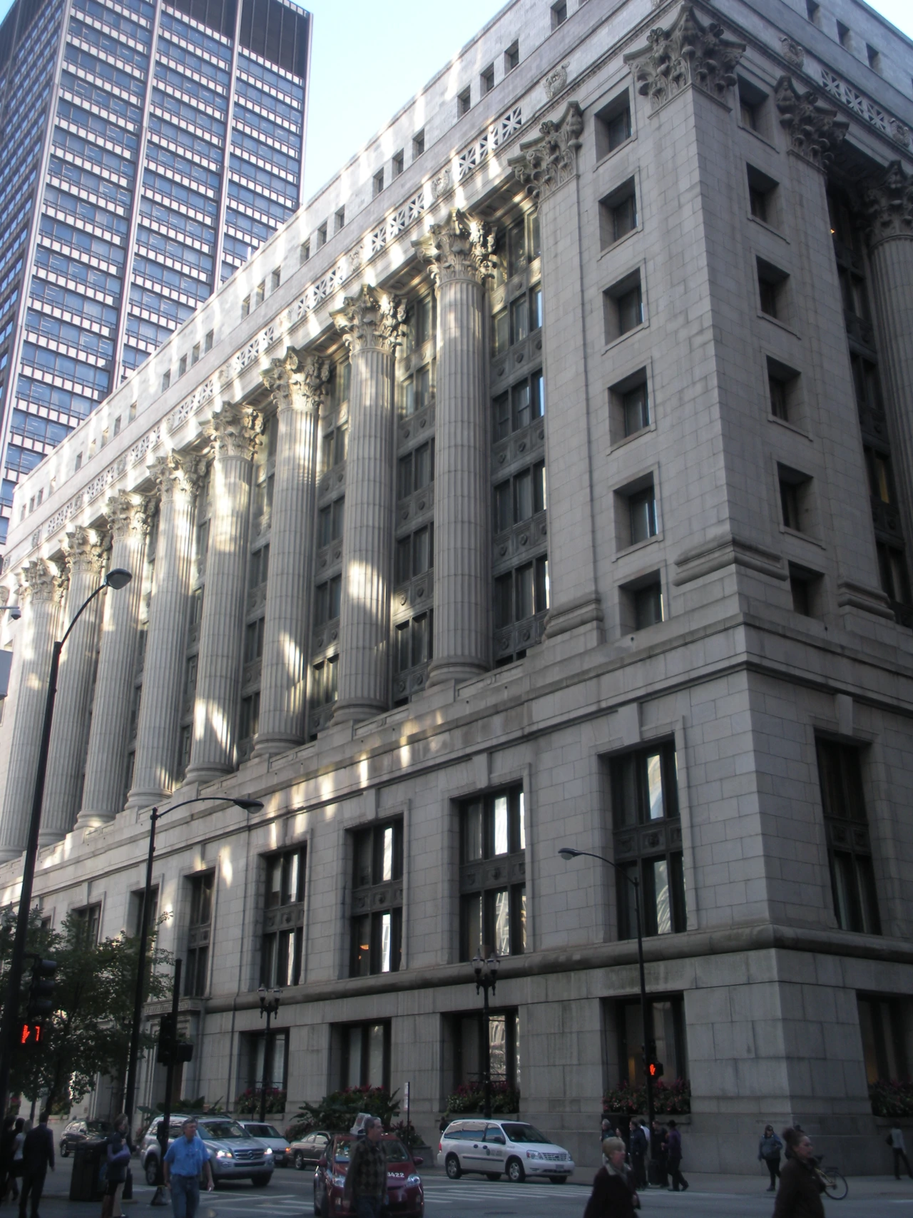 HRT: Hrvatski trag u srcu Chicaga – Michael A. Bilandic Building