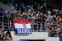 Navijači na treningu Vatrenih u Dugopolju, Foto: Vojko Basic /CROPIX