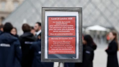 Zatvoren Louvre, nakon pljačke deseteljeća