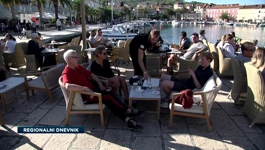 Toplo vrijeme i dalje privlači turiste na otoke
