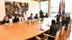 Zoran Milanović s predstavnicima Hrvatskog logopedskog društva
