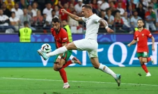  Bruno Fernandes, Jure Balkovec, Foto: Kai Pfaffenbach/REUTERS
