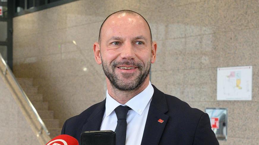 pxl 260126 145407923 20260127152614