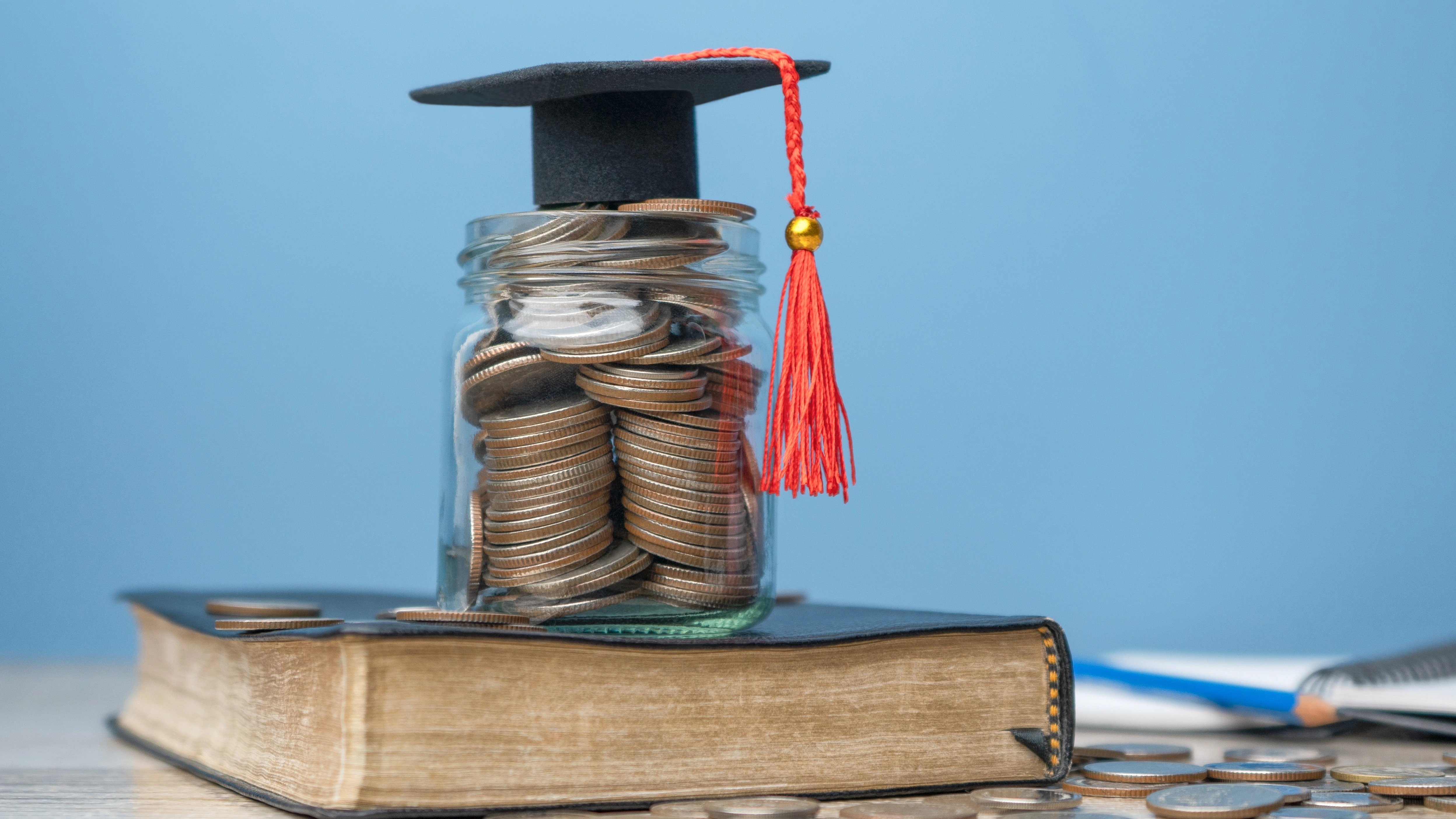 Mehr als 200.000 Euro für Studiengebühren an ehemalige und aktuelle Spitzensportler 10 shutterstock 2507440807 20241007111901