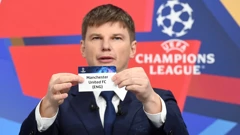 Aršavin s papirićem koji nije trebao biti tu gdje je bio 