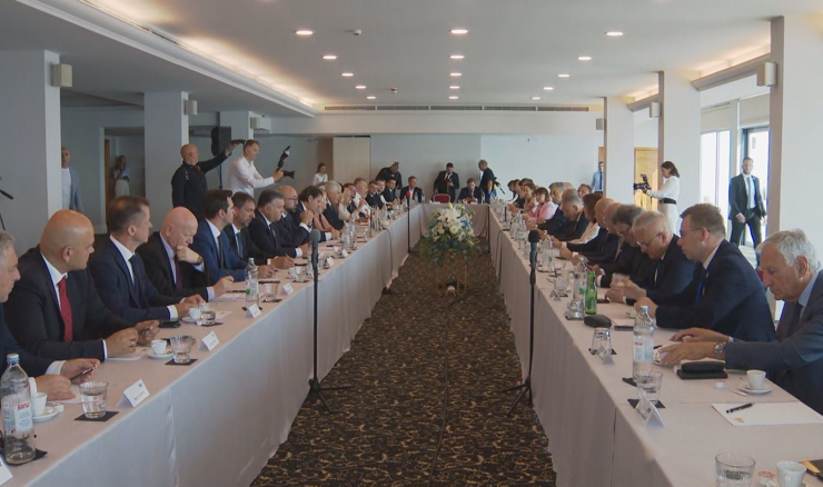 Dubrovnik: Zajednička sjednica HDZ-a i HDZ-a BiH uoči izbora