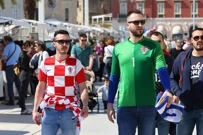 Navijači uoči utakmice, Foto:  Miroslav Lelas /PIXSELL