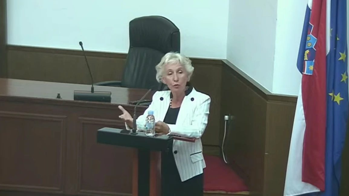 Lana Peto Kujundžić
