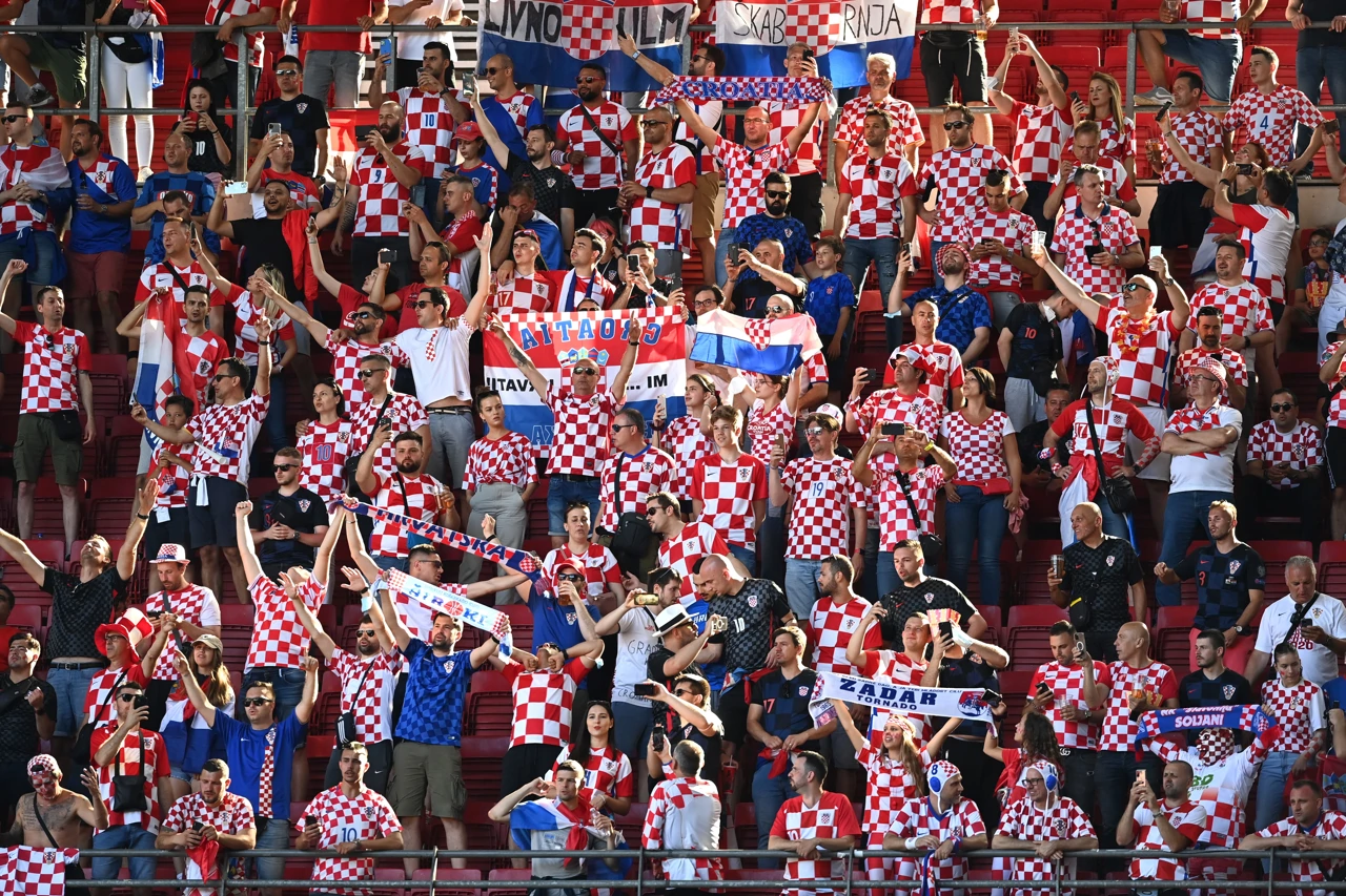 Hrvatski navijači na Parken stadionu, Foto: Stuart Franklin/REUTERS