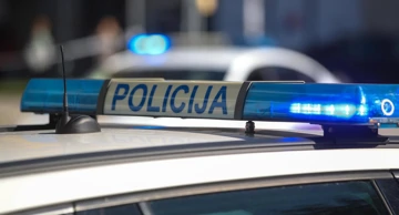 Policija