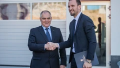 Ministar Erlić uručio ugovore za Dalmatinsku zagoru