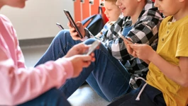 Napokon bez mobitela u školi!