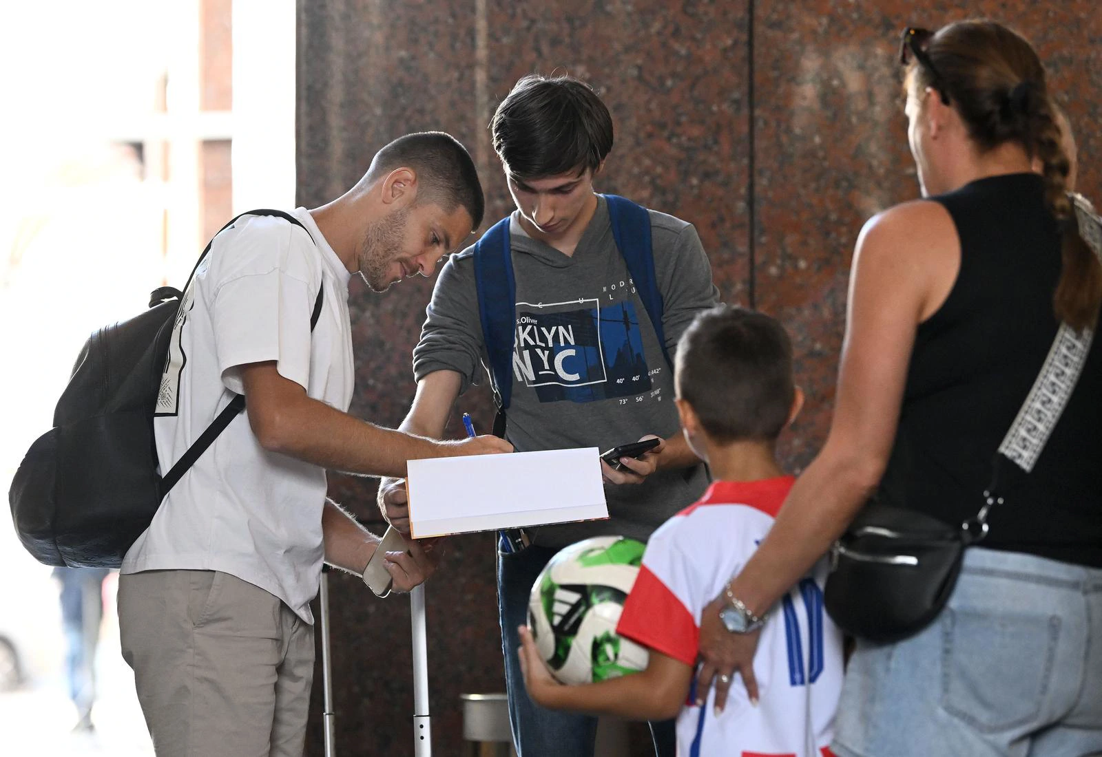 Okupili se Vatreni, danas prvi trening na Maksimiru