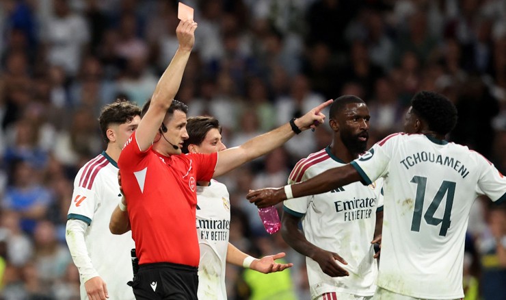 Vinicius zbog četiri utakmice kazne propušta El Clasico