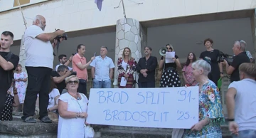 Prosvjed u Splitu zbog broda s azbestom