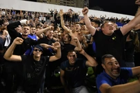 Slavlje igrača i navijača Dinama, Foto: Hrvoje Jelavić/PIXSELL