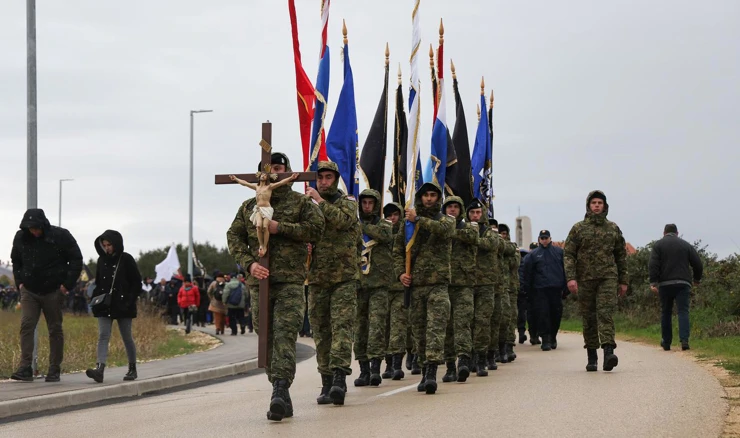 Kolona sjećanja u Škabrnji