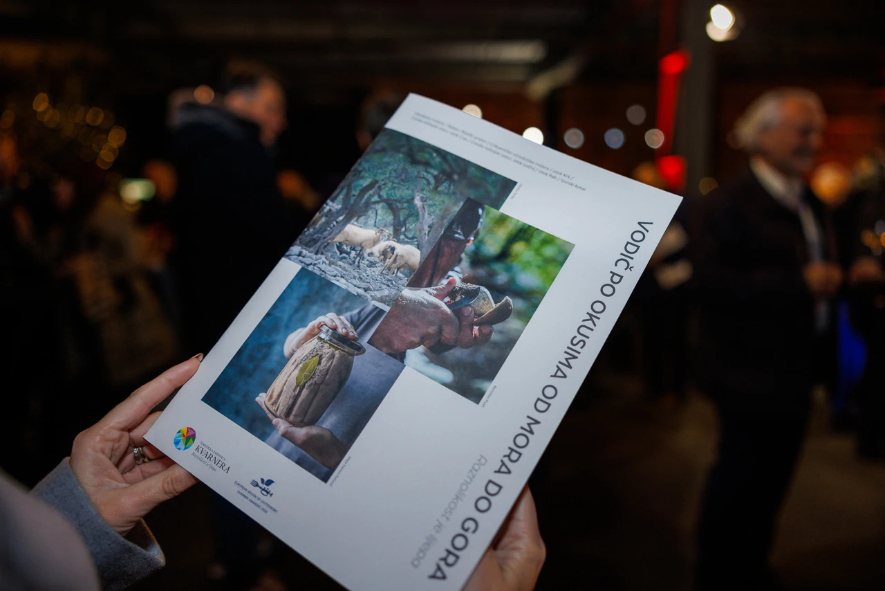 Brošura "Vodič po okusima od mora do gora"