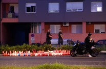 Građani pale svijeće na mjestu stradavanja motorista i biciklista , Foto: Marko Lukunić/PIXSELL