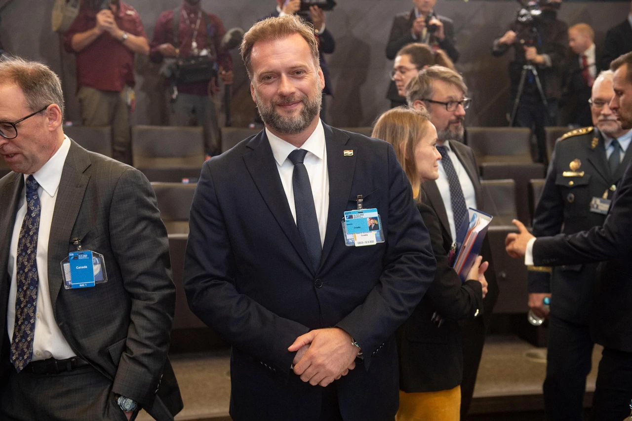 Ministar Mario Banožić na sastanku s ministrima obrane članica NATO saveza, Foto: Ministarstvo obrane RH/HRT