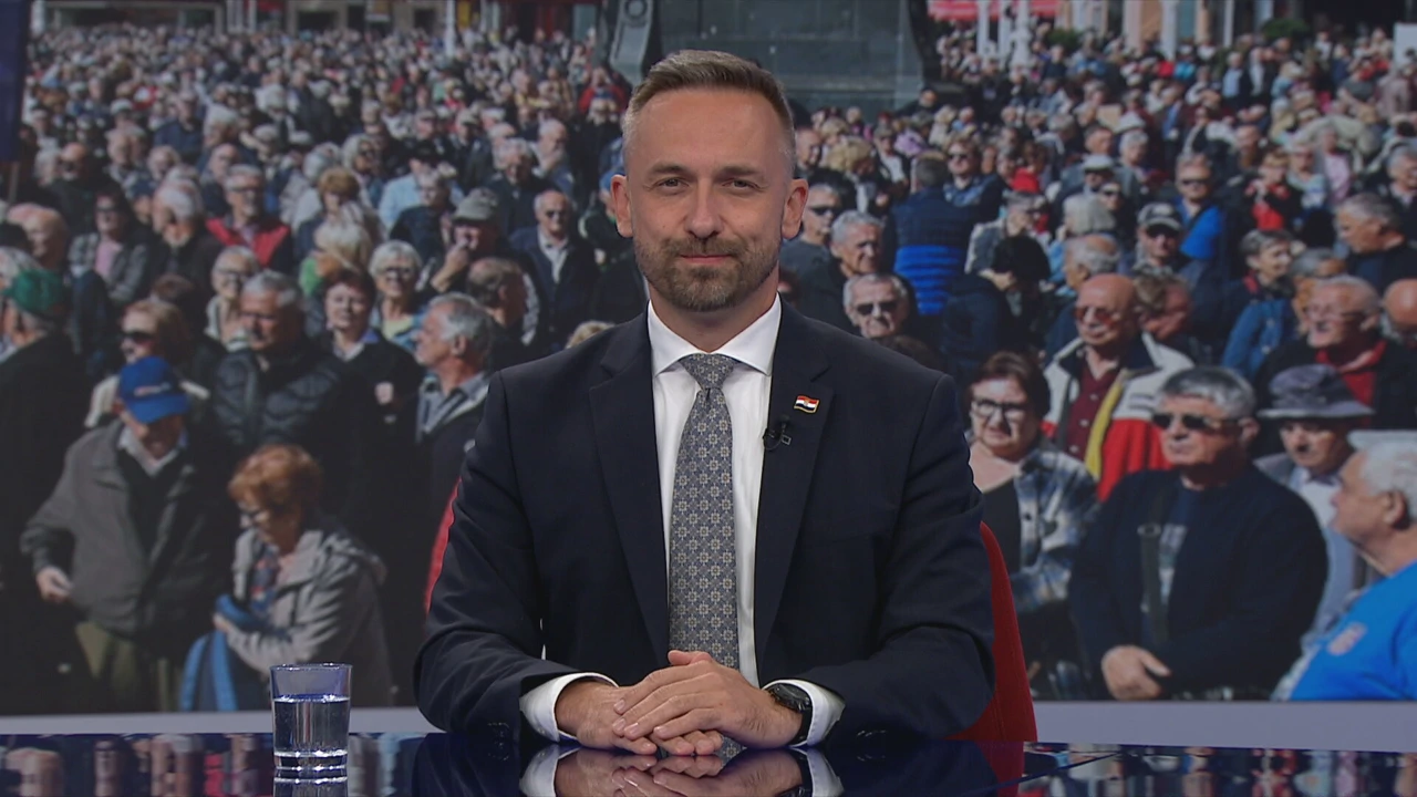 Marin Piletić, ministar rada, mirovinskoga sustava, obitelji i socijalne politike, Foto: HTV/HRT