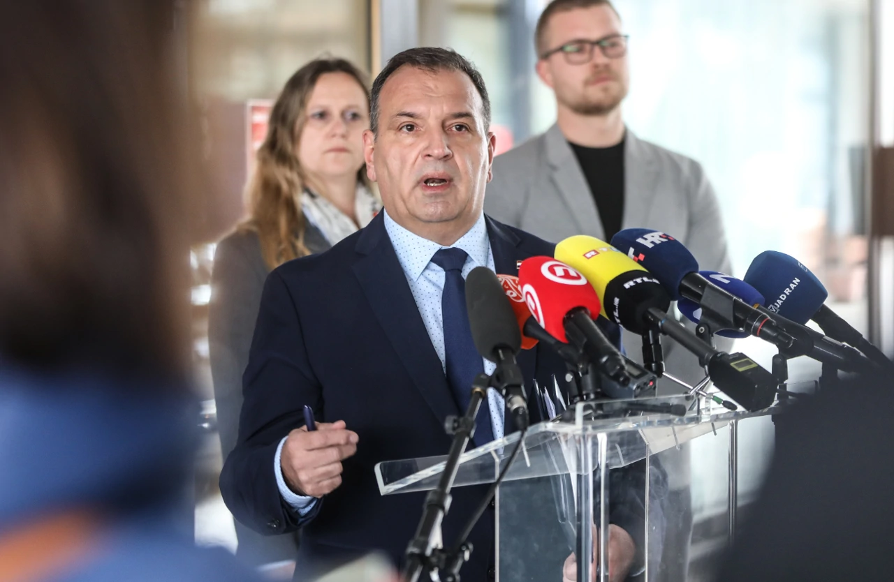 Ministar zdravstva Vili Beroš 