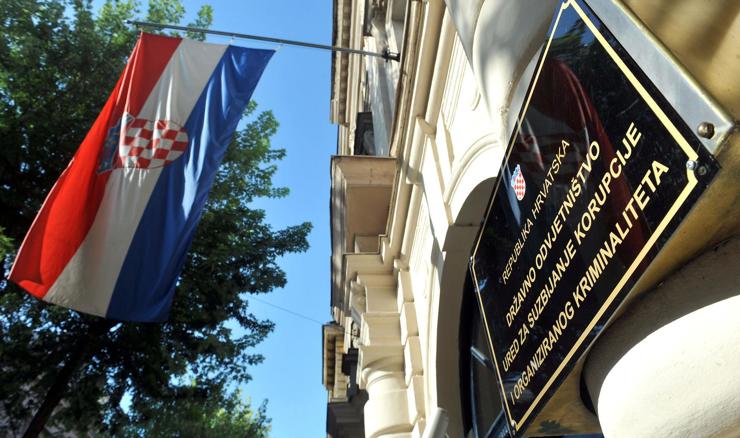 USKOK pokrenuo istragu protiv dvojice carinika zbog pogodovanja obrtniku iz BiH