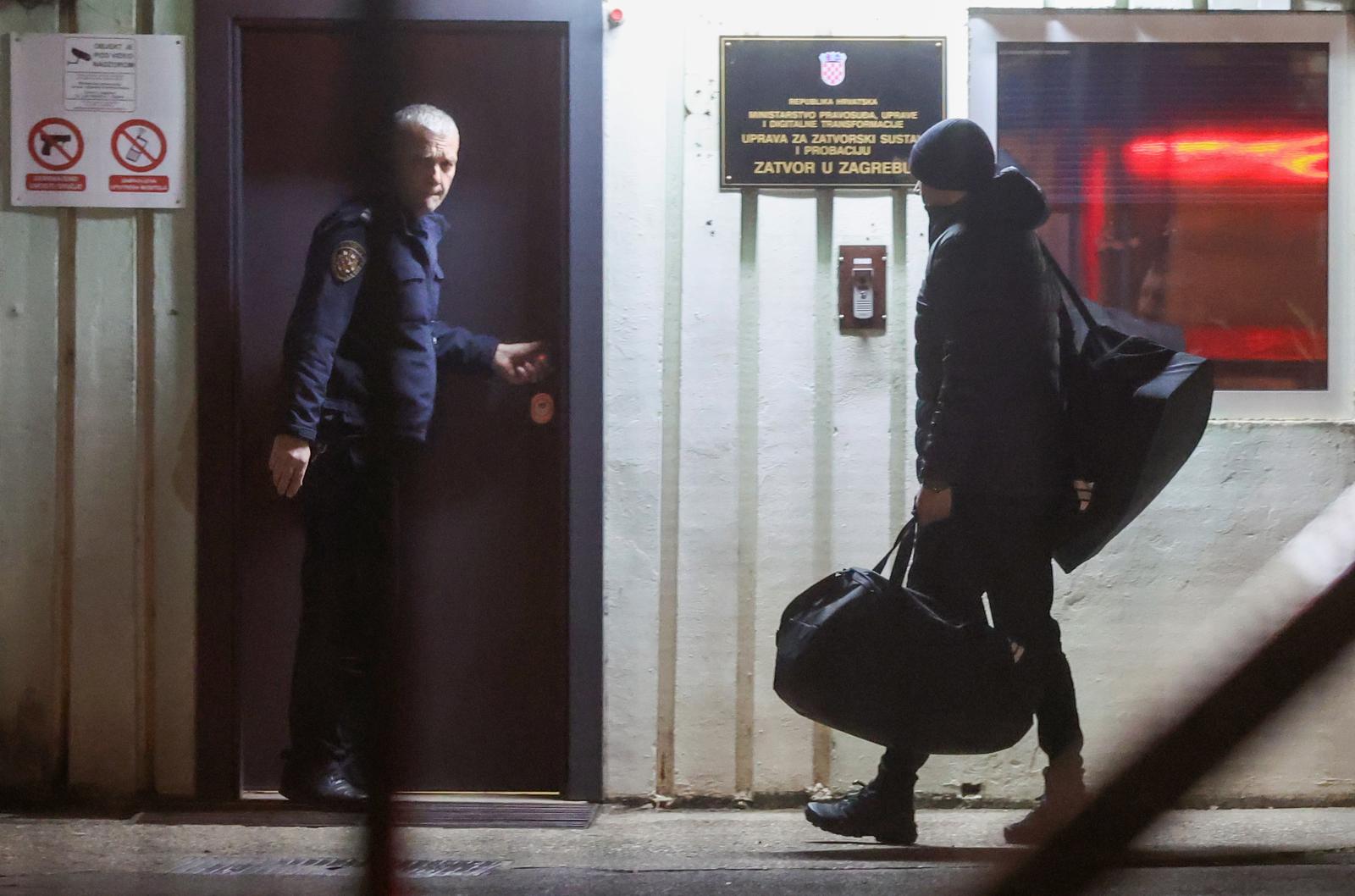 pxl 160226 146761876 20260217060511