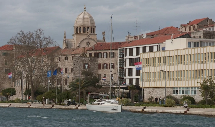 Tipičan dalmatinski grad