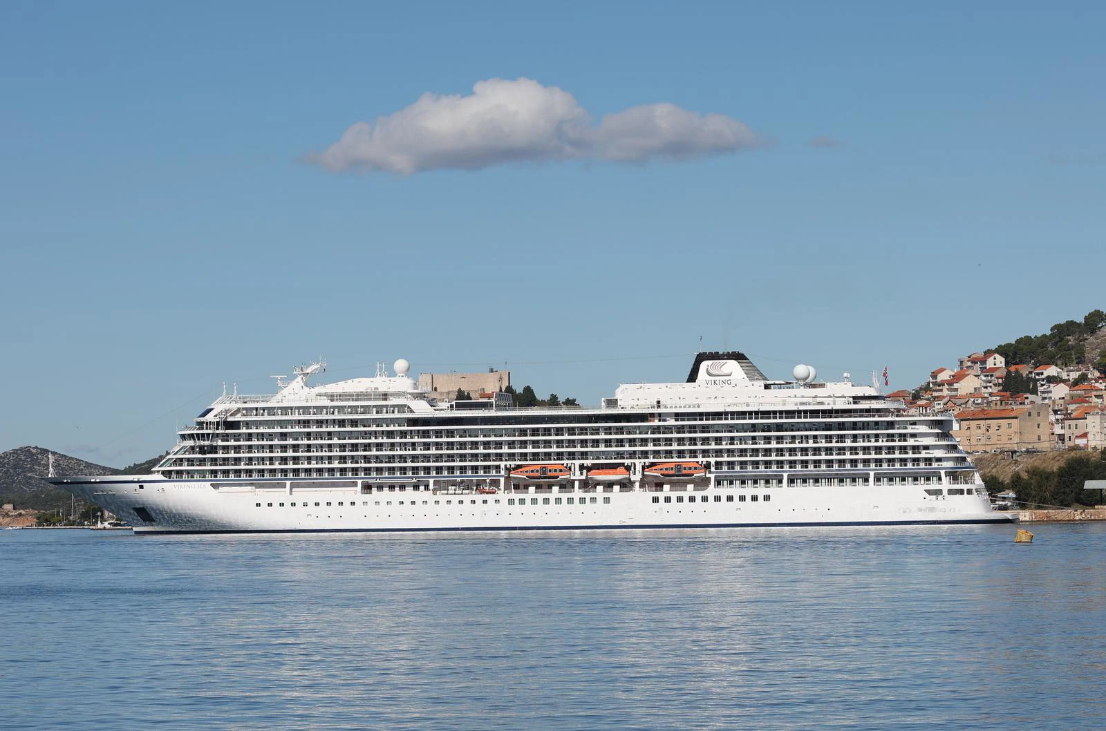 Manje putovanja stranih kruzera, ali s više putnika