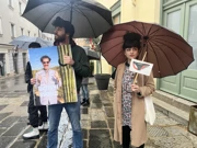 Prosvjednici na skupu molitelja pred katedralom, Foto: Vedrana Lisica Pavlović/Radio Rijeka