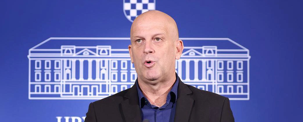 pxl 231024 122733881 20241024133246