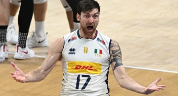 Simone Anzani u slavlju