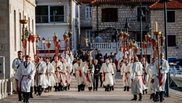 Procesión "Za križen" en Hvar
