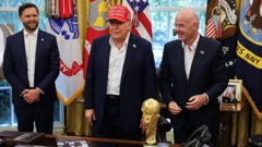 JD Vance, Donald Trump i Gianni Infantino 