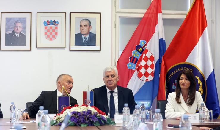 Na sastanku s Hrvatskim generalskim zborom o izboru hrvatskih predstavnika u BiH