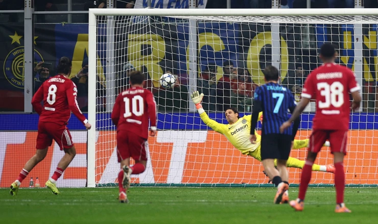 Szoboszlai zabija za Liverpool s bijele točke