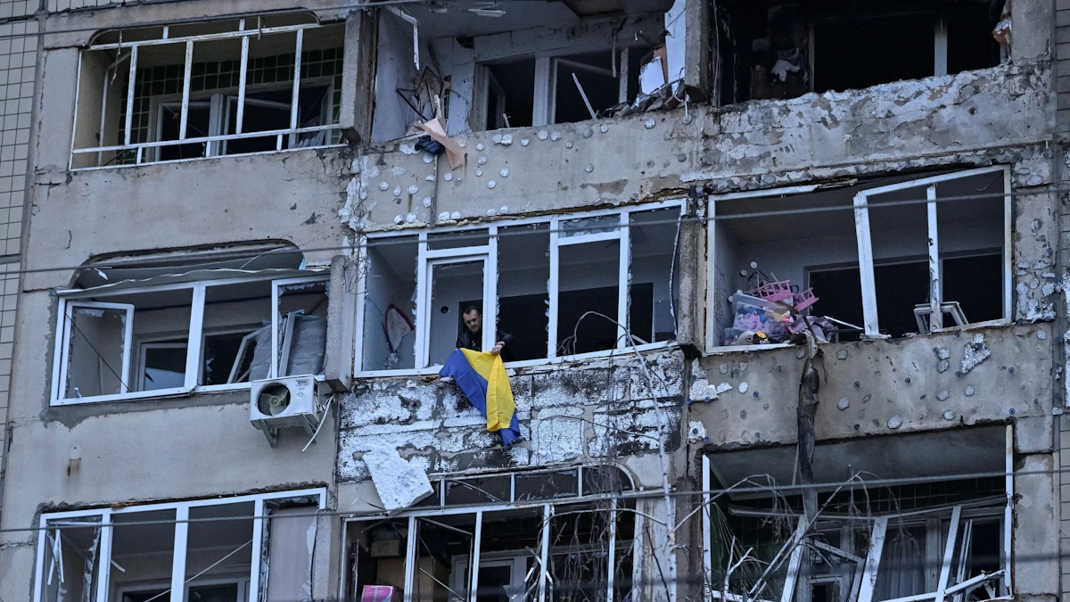 Rusija i Ukrajina međusobno napadaju energetske objekte, stotine tisuća bez struje