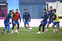 Zagrijavanje uoči utakmice, Foto: Goran Mehkek/CROPIX