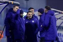 Klupa Dinama nakon vodstva Betisa od 3:0, Foto: Sanjin Strukic/PIXSELL