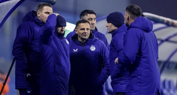 Klupa Dinama nakon vodstva Betisa od 3:0