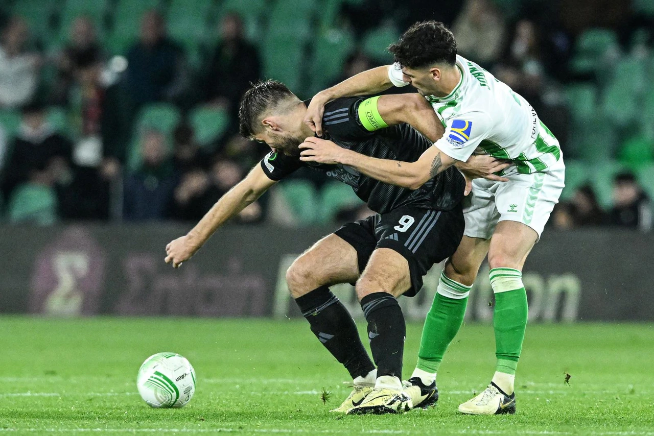 Bruno Petković i Johnny Cardoso 