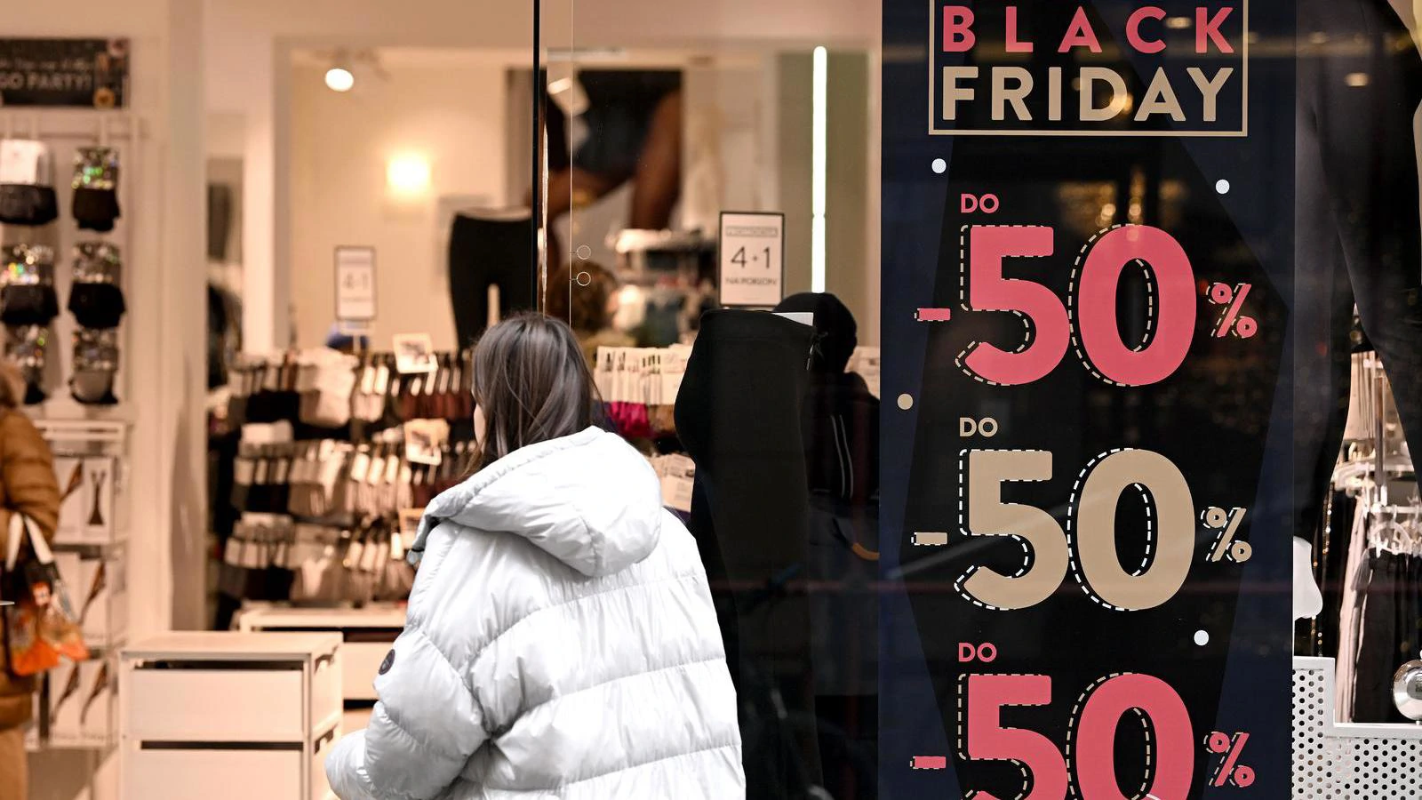 Crni petak: Rekordi u potrošnji u Hrvatskoj i SAD-u