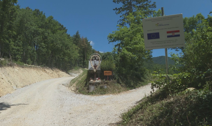 Ivanščica: Otvorena šumska cesta "Jakopići - Črne 