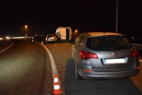 Krijumčar migranata u pokušaju bijega vozilom nasrnuo na policajce, oštetio tri policijska vozila, Foto: PU vukovarsko-srijemska/-