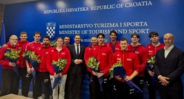 Ministar Glavina primio plivačku reprezentaciju