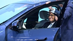 Merz otvorio sajam automobila i obećao podršku njemačkoj industriji