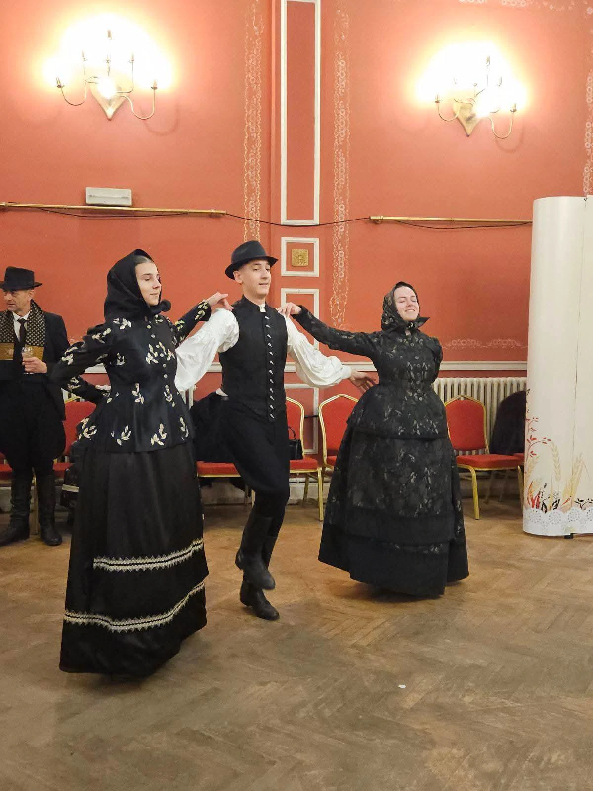 Prelo sićanja, Foto: HKPD Matija Gubec Tavankut/FB