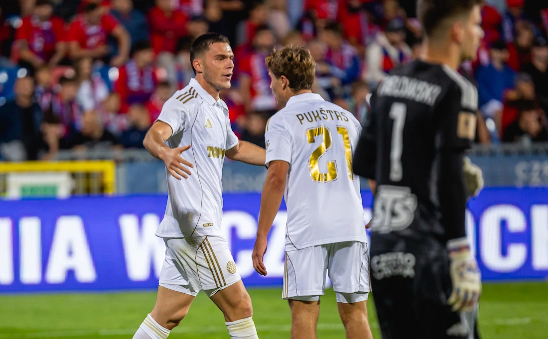 Raci i Pukštas slave gol Šege za 1:2, Foto:  Rafal Baranski/FORUM/PIXSELL